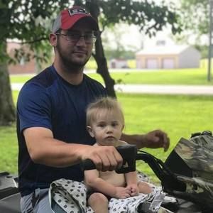 Meet your Posher, Dakota